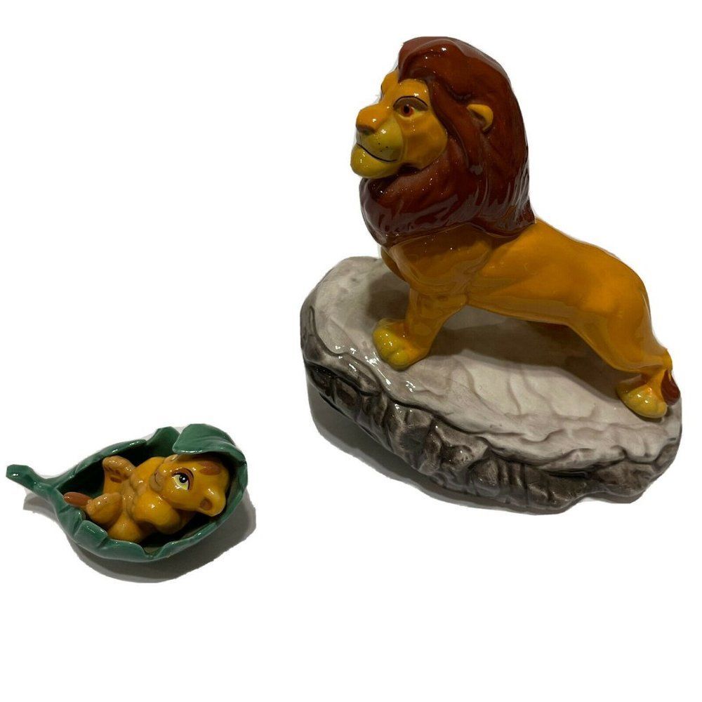 Disney Lion King Baby Simba in Leaf Mufasa On Rock Ceramic Porcelain  Figurine